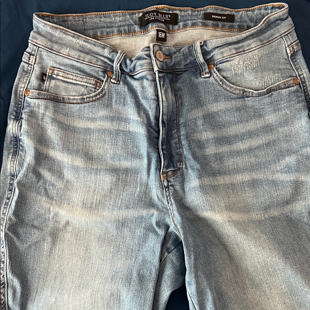 Light Blue Women's Jeans - Picture 3 of 4